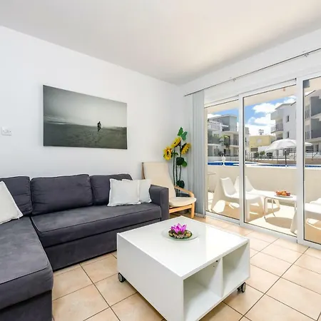 Appartement Thea Gardens Protaras